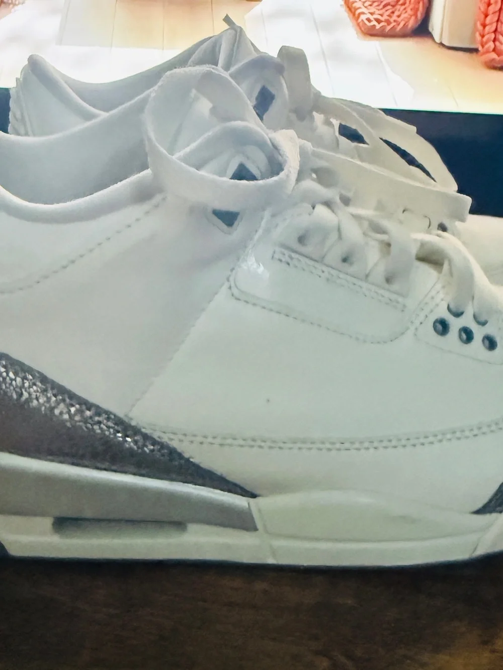 Jordan classic white